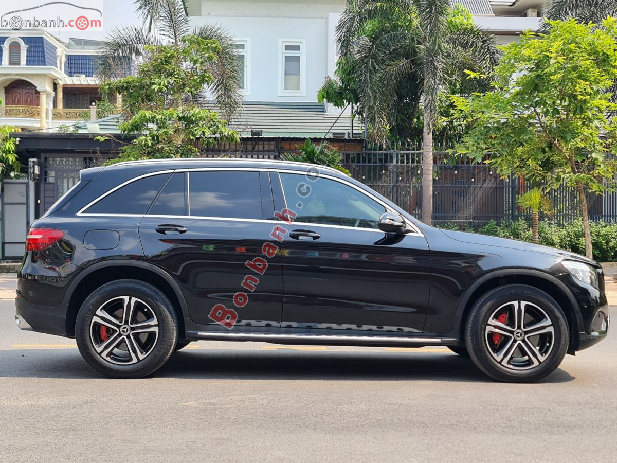 Bán ô tô Mercedes Benz GLC 250 4Matic - 2018 - xe cũ