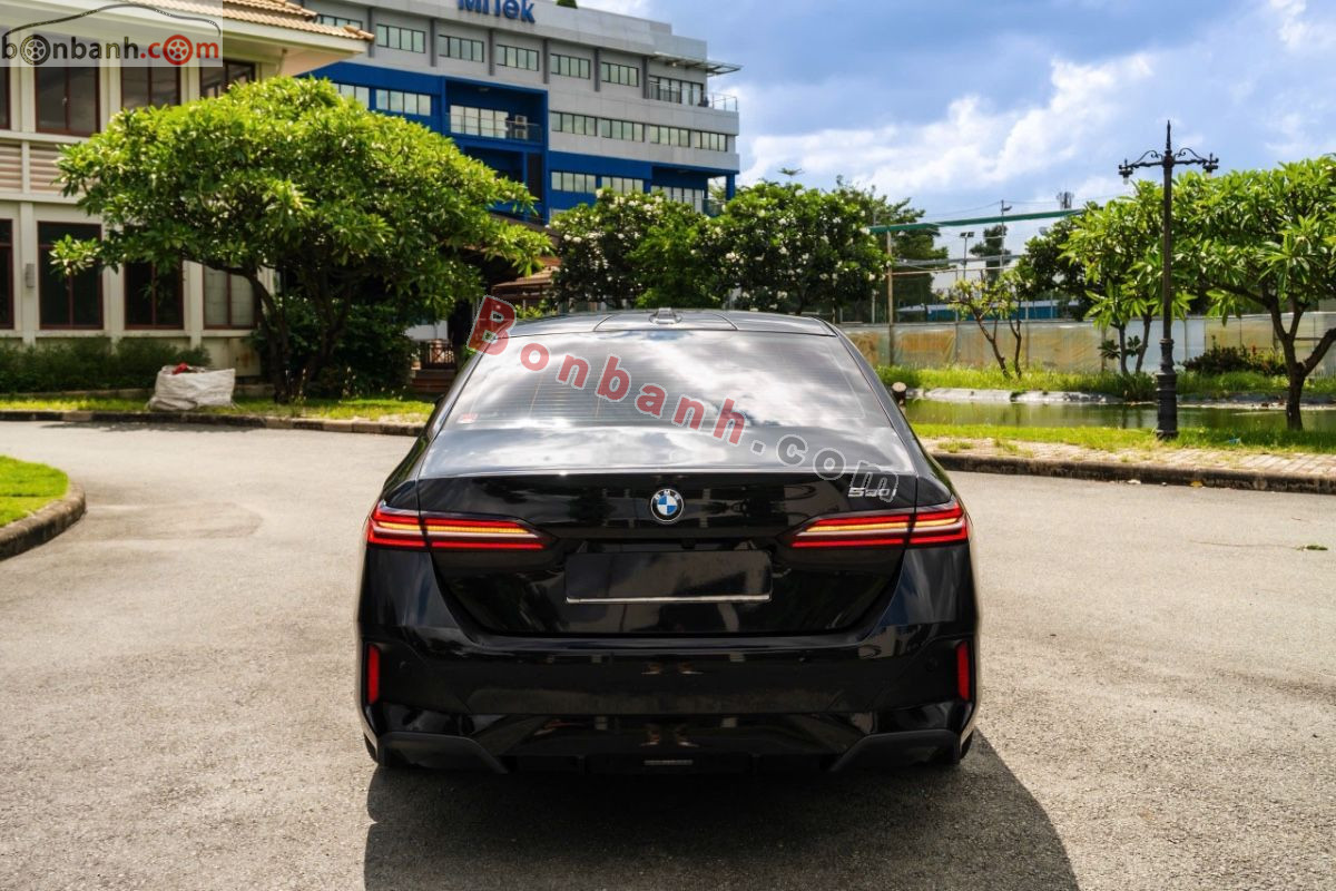Bán ô tô BMW 5 Series 530i M Sport - 2025 - xe cũ