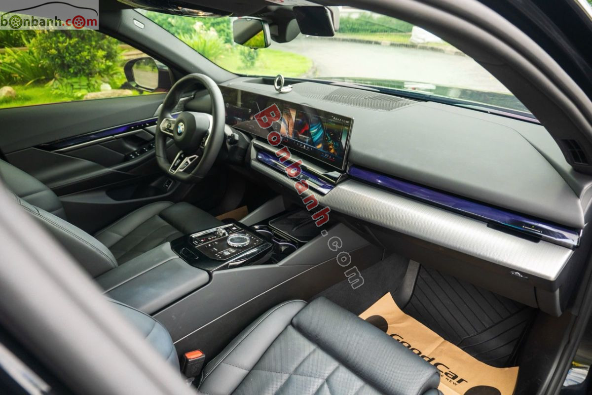 Bán ô tô BMW 5 Series 530i M Sport - 2025 - xe cũ