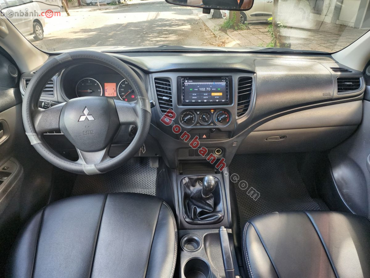 Bán ô tô Mitsubishi Triton 4x2 MT - 2016 - xe cũ