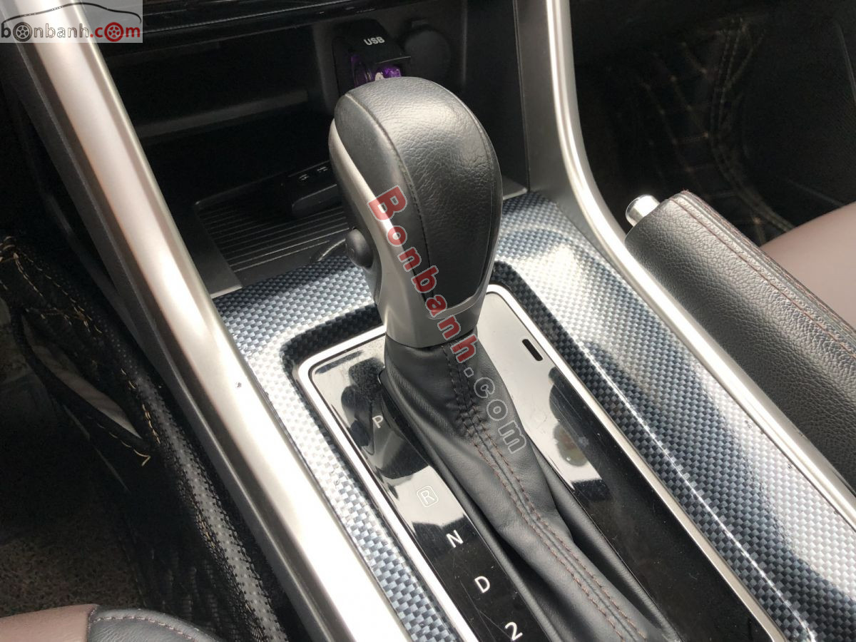 Bán ô tô Mitsubishi Xpander Cross 1.5 AT - 2020 - xe cũ