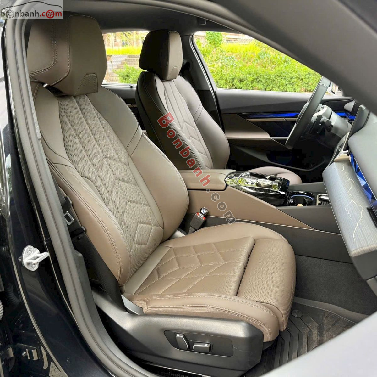 Bán ô tô BMW 5 Series 520i Premium - 2025 - xe cũ