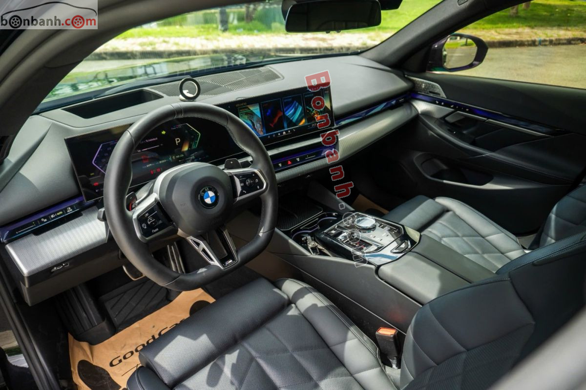 Bán ô tô BMW 5 Series 520i - 2025 - xe cũ