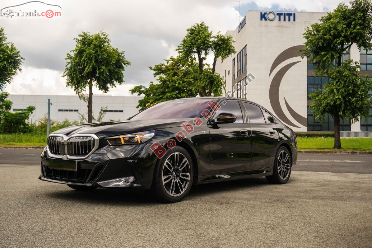 Bán ô tô BMW 5 Series 530i M Sport - 2025 - xe cũ