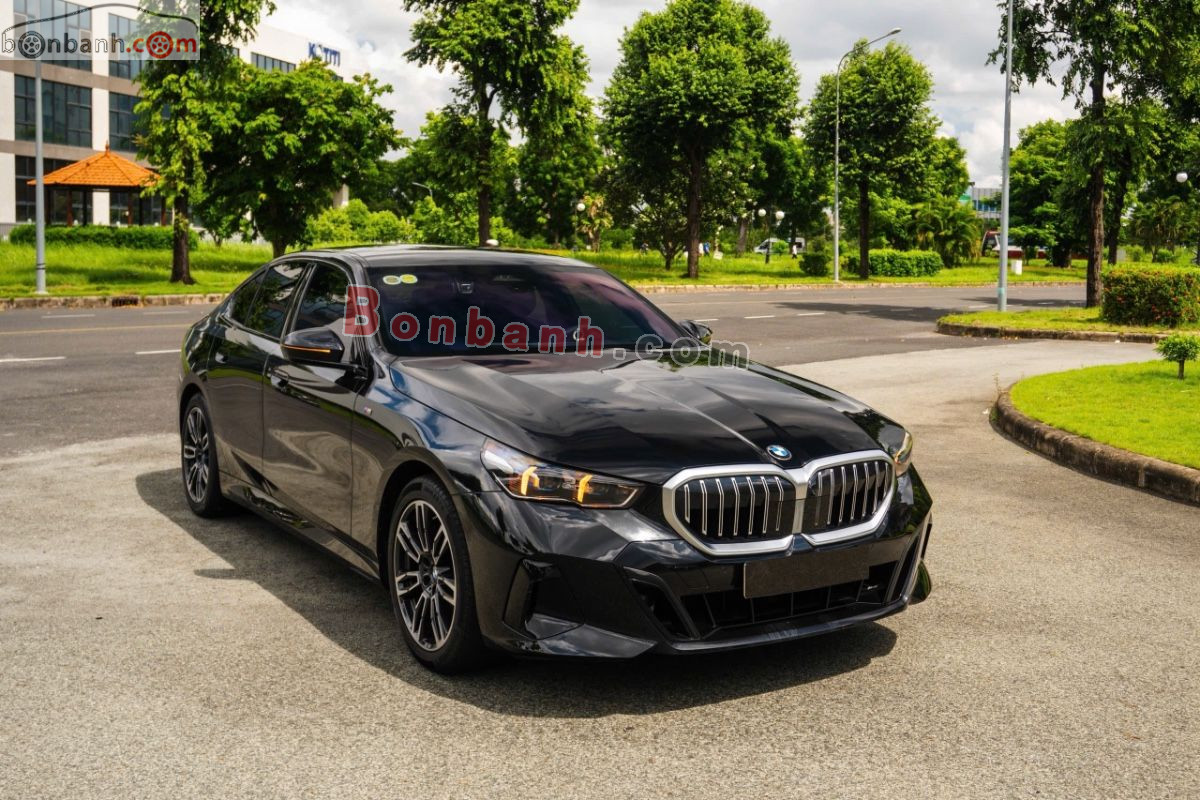 Bán ô tô BMW 5 Series 530i M Sport - 2025 - xe cũ