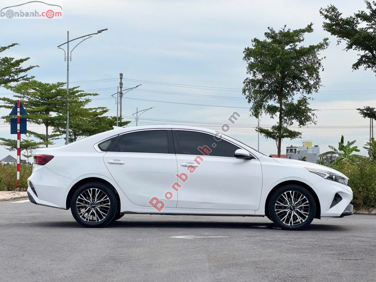 Bán ô tô Kia K3 Luxury 1.6 AT - 2024 - xe cũ