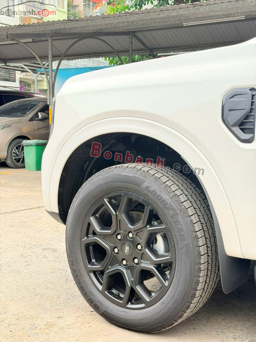Bán ô tô Ford Everest Sport 2.0L 4x2 AT - 2026 - xe mới