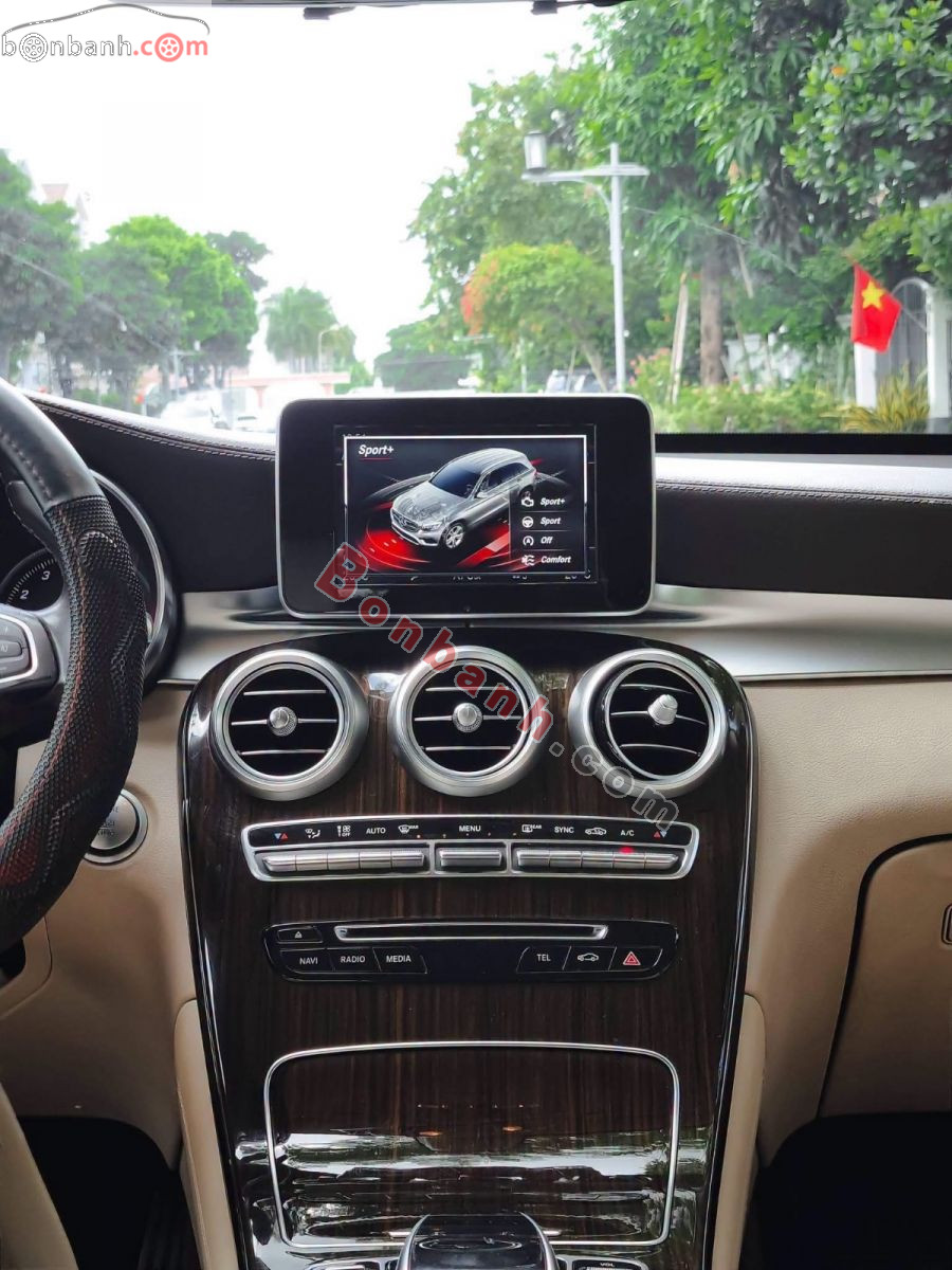 Bán ô tô Mercedes Benz GLC 200 - 2018 - xe cũ