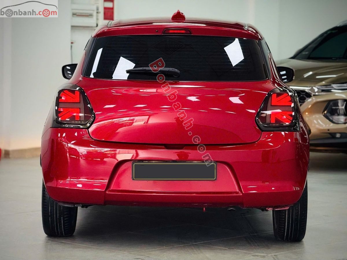 Bán ô tô Suzuki Swift GLX 1.2 AT - 2022 - xe cũ