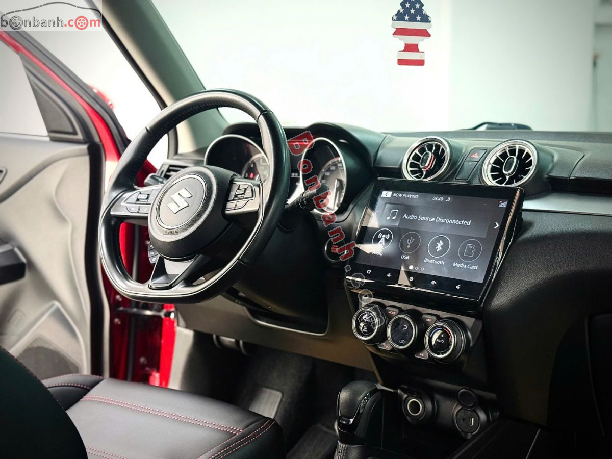 Bán ô tô Suzuki Swift GLX 1.2 AT - 2022 - xe cũ