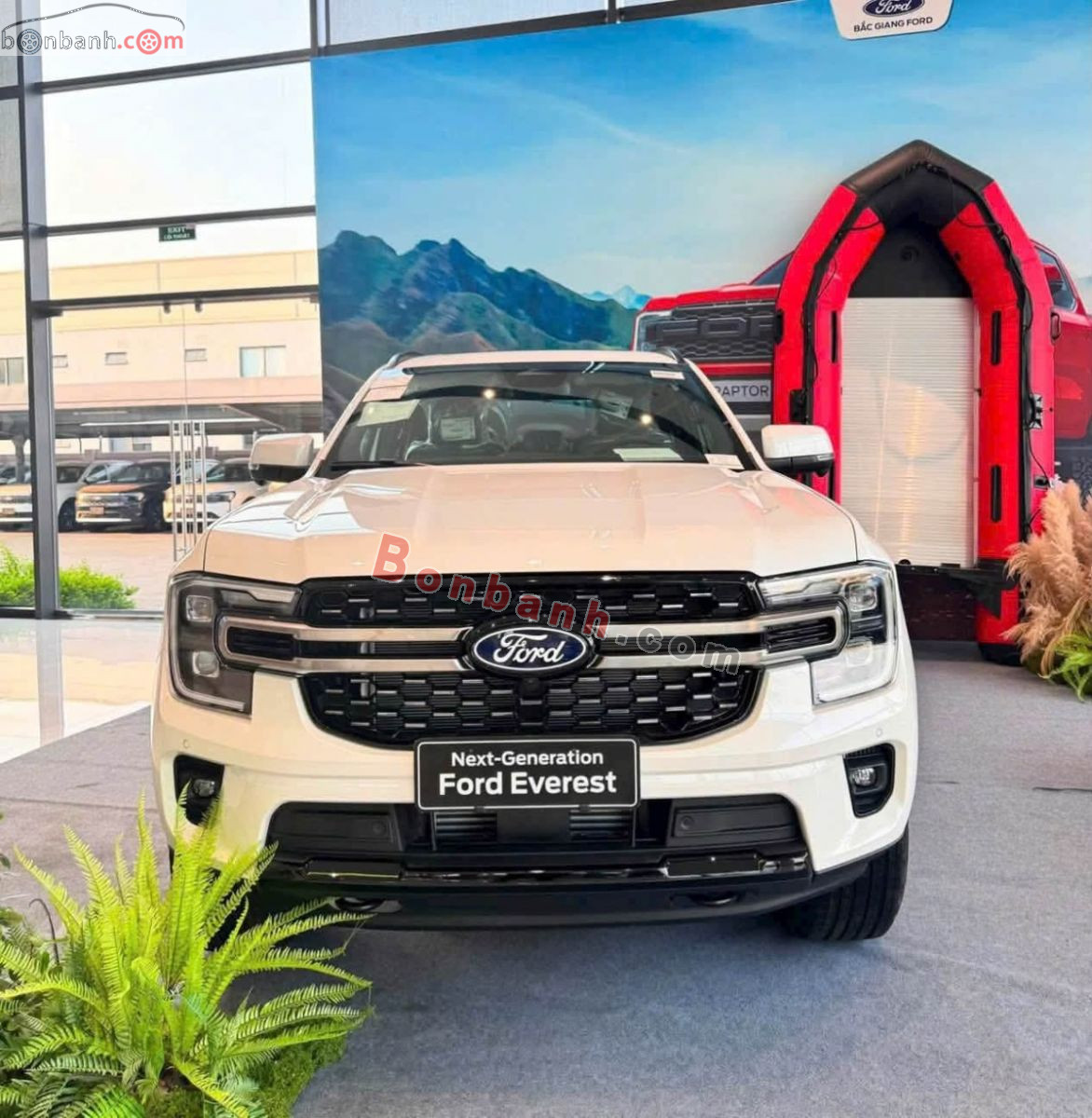 Bán ô tô Ford Everest Platinum 2.0L 4x2 AT - 2026 - xe mới