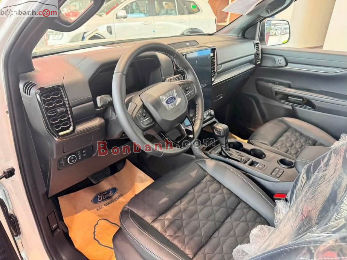 Bán ô tô Ford Everest Platinum 2.0L 4x2 AT - 2026 - xe mới