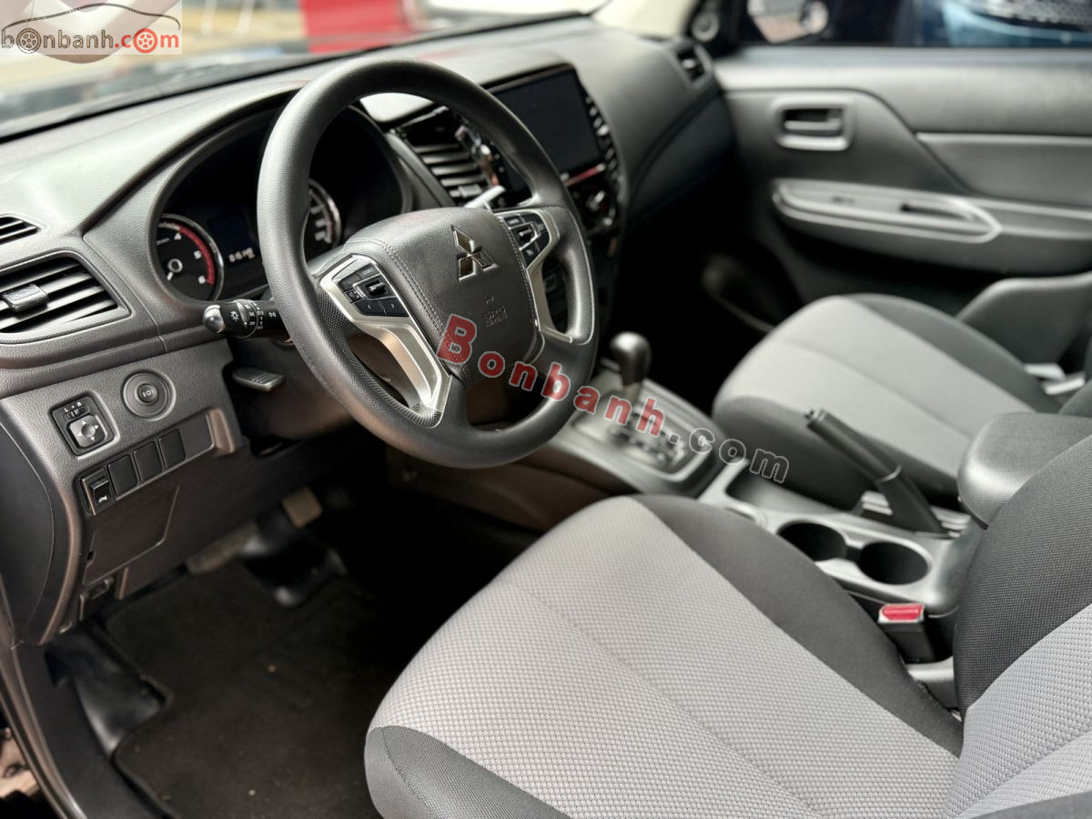 Bán ô tô Mitsubishi Triton 4x2 AT - 2023 - xe cũ