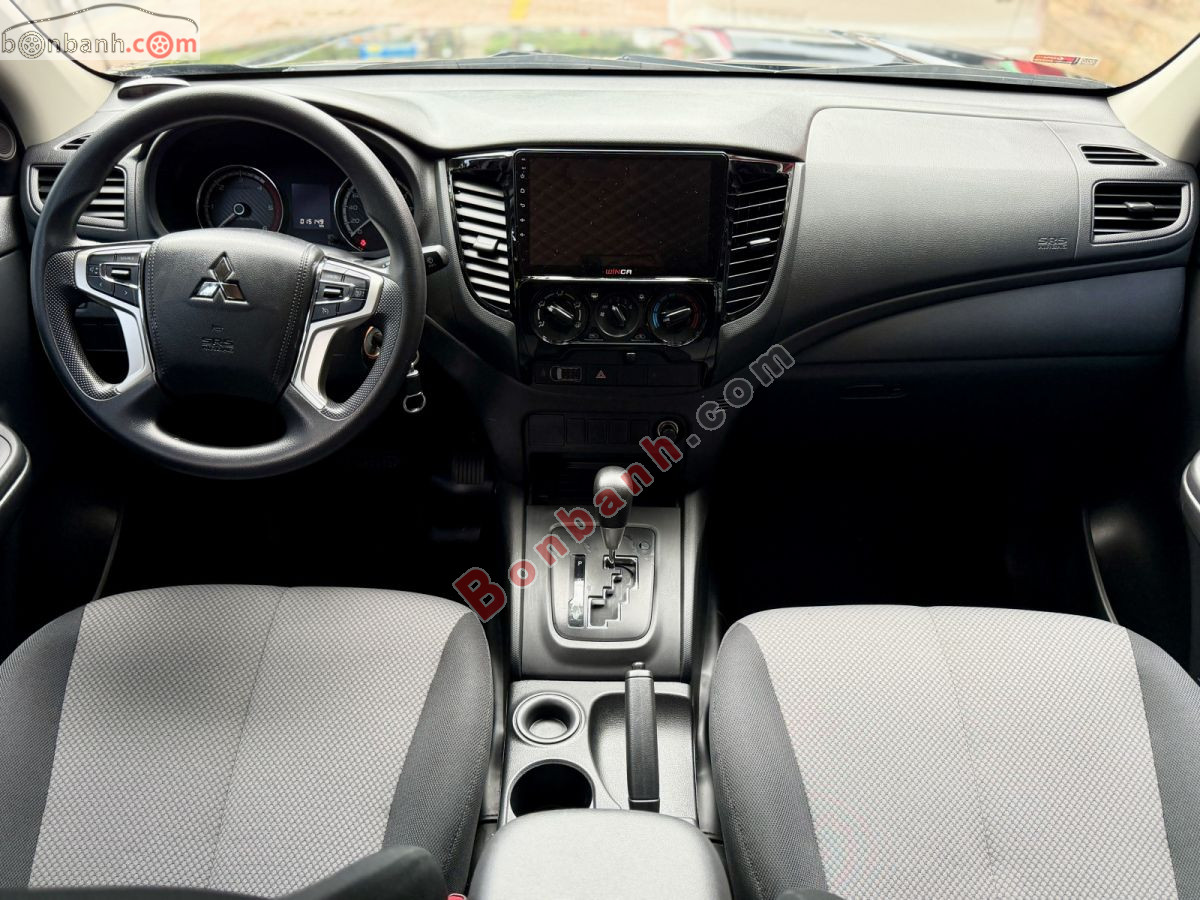 Bán ô tô Mitsubishi Triton 4x2 AT - 2023 - xe cũ