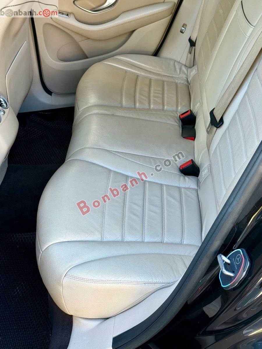 Bán ô tô Mercedes Benz GLC 300 4Matic - 2018 - xe cũ