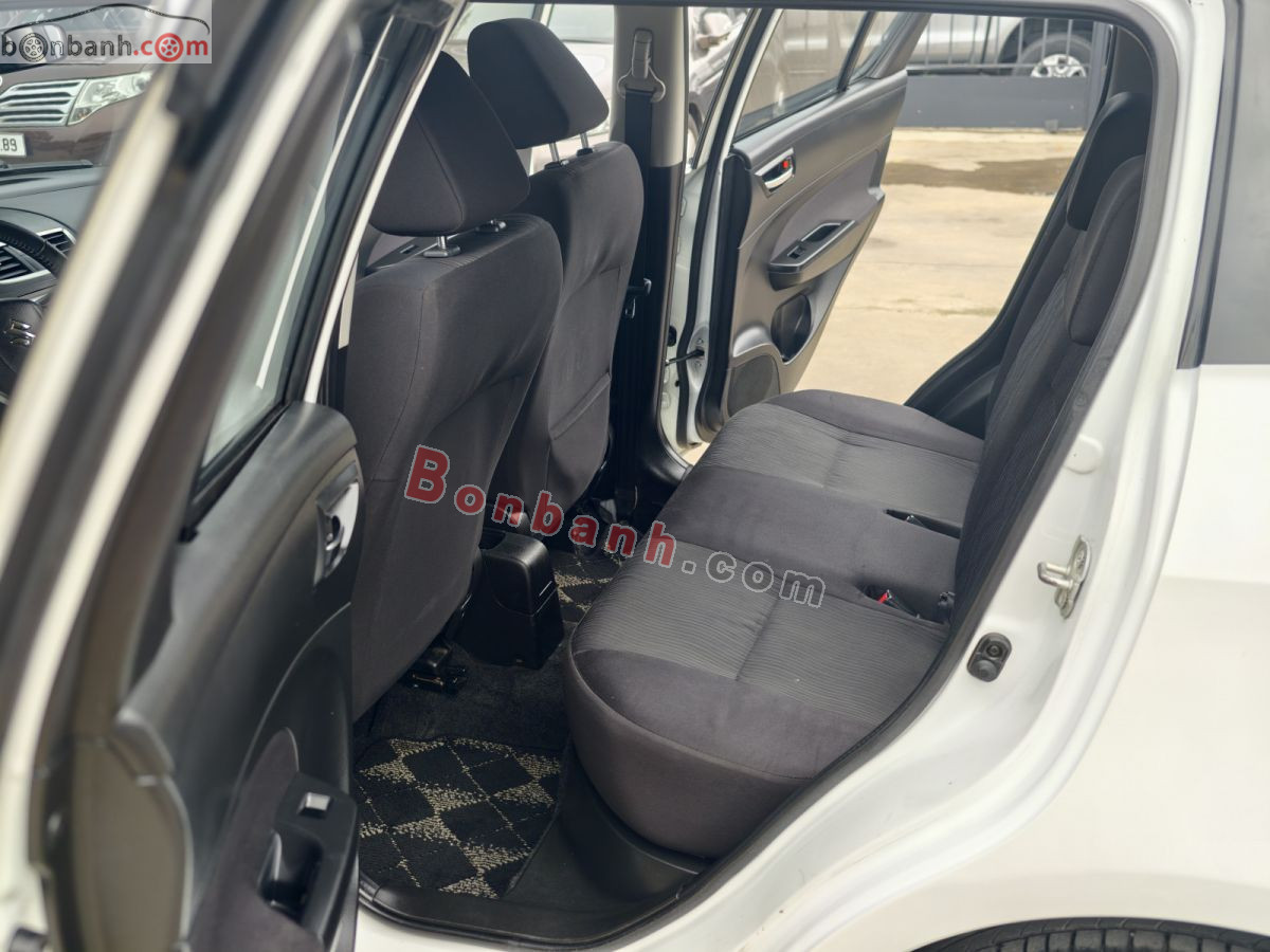 Bán ô tô Suzuki Swift RS - 2017 - xe cũ