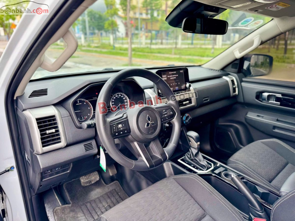 Bán ô tô Mitsubishi Triton GLX 2WD AT - 2024 - xe cũ