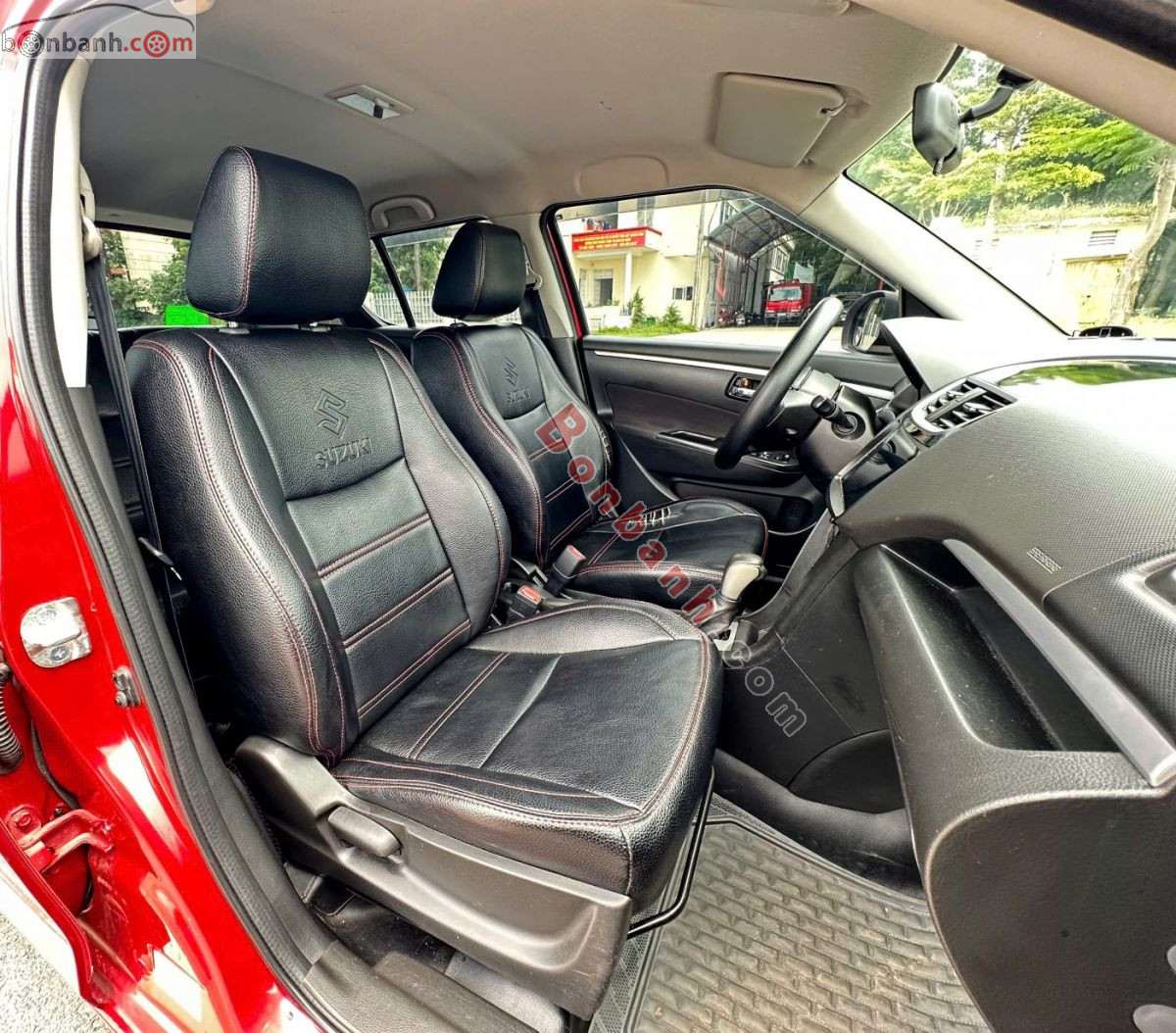 Bán ô tô Suzuki Swift 1.4 AT - 2017 - xe cũ