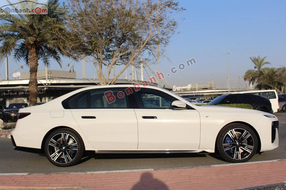 Bán ô tô BMW 7 Series 735i M Sport - 2026 - xe mới