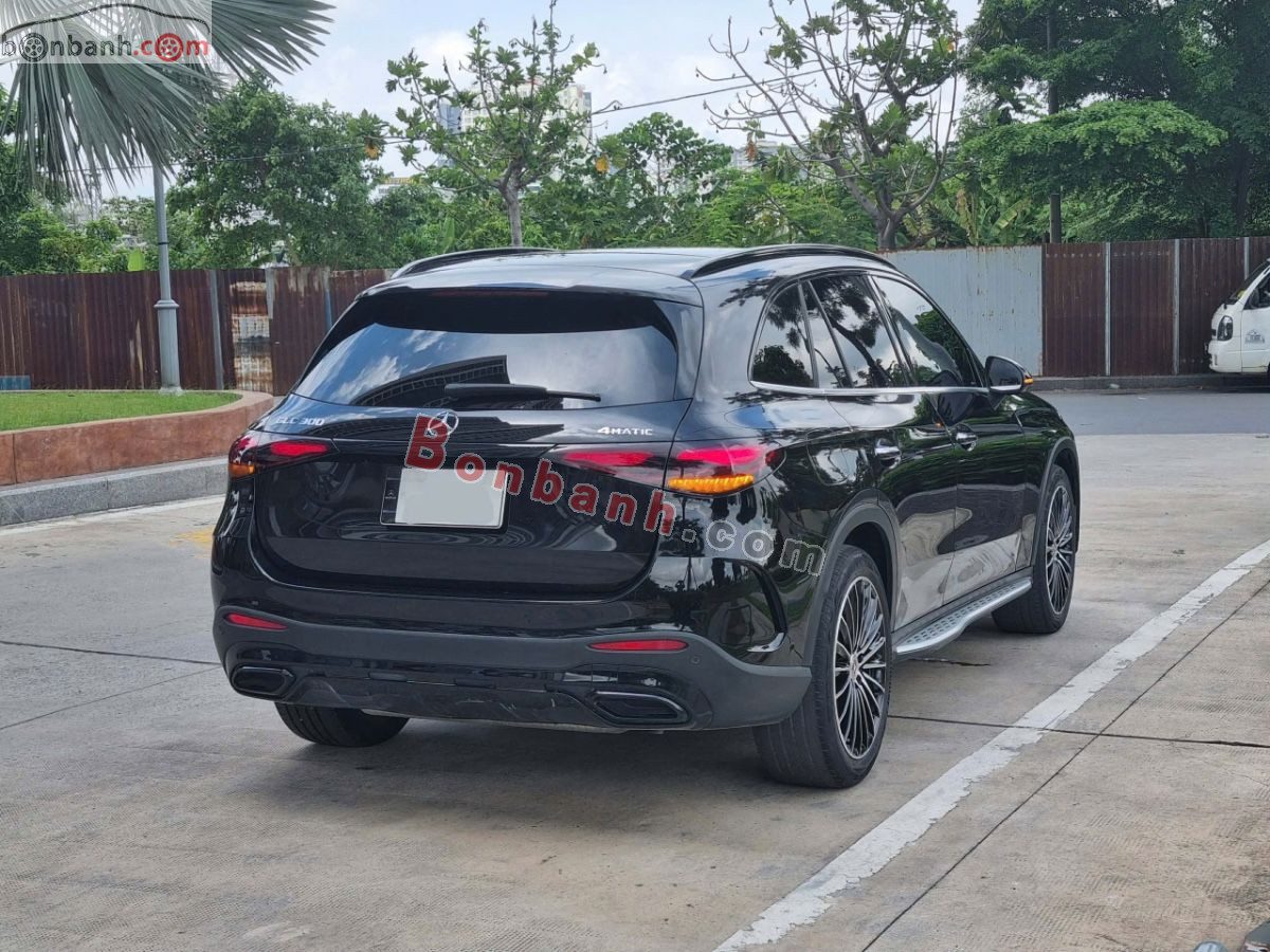 Bán ô tô Mercedes Benz GLC 300 4Matic - 2023 - xe cũ
