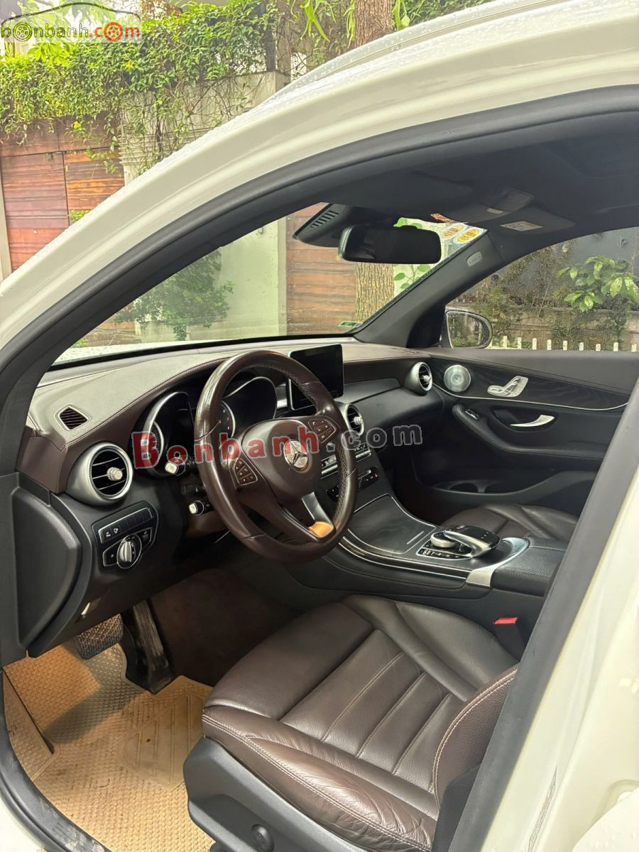 Bán ô tô Mercedes Benz GLC 300 4Matic - 2018 - xe cũ