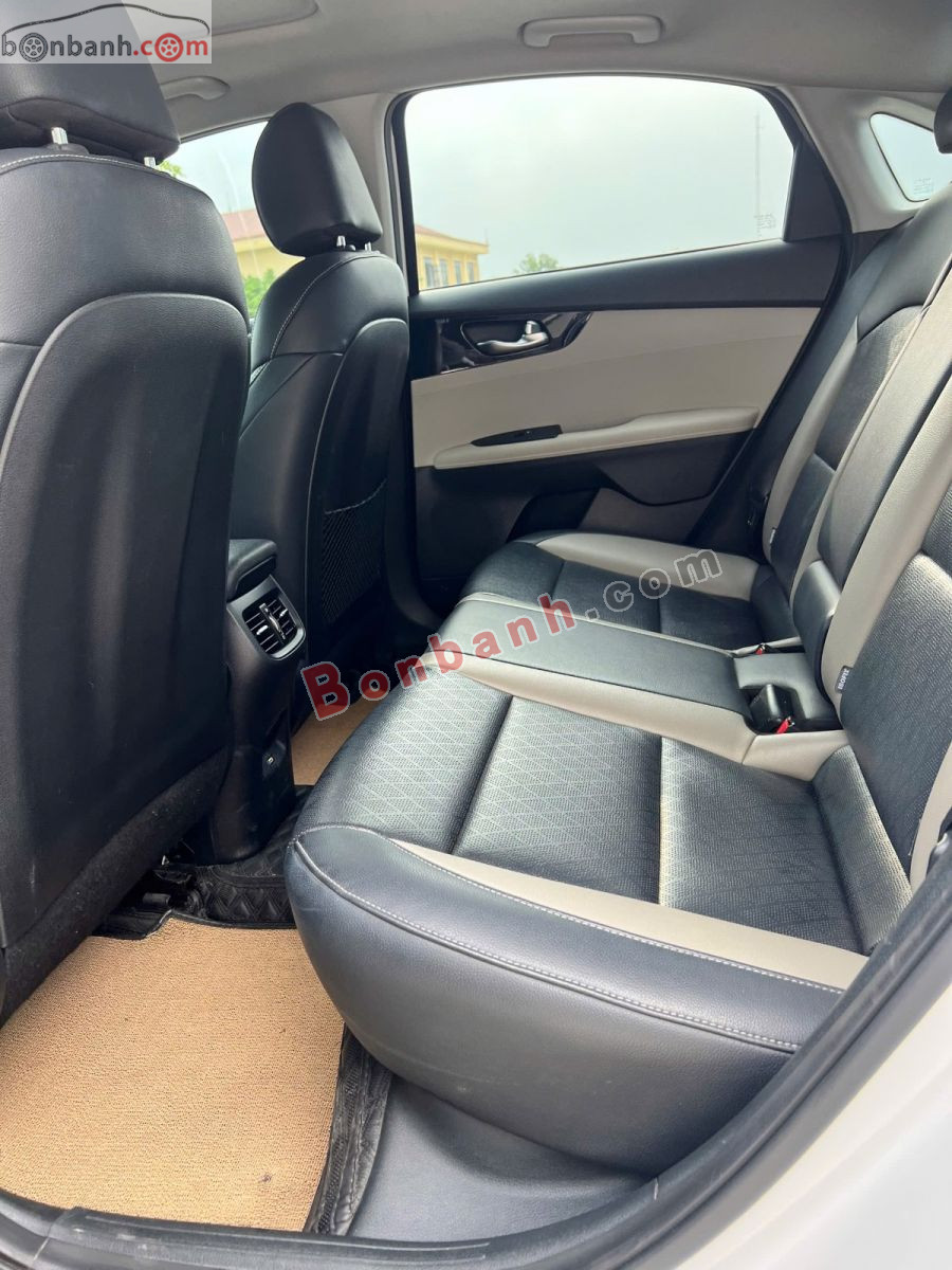 Bán ô tô Kia K3 Luxury 1.6 AT - 2024 - xe cũ
