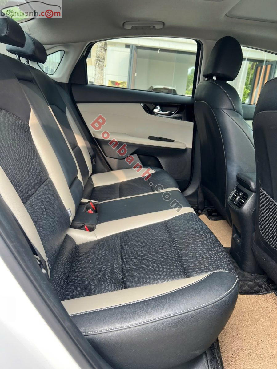 Bán ô tô Kia K3 Luxury 1.6 AT - 2024 - xe cũ
