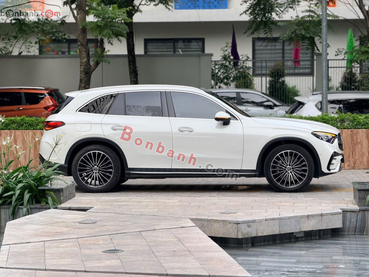 Bán ô tô Mercedes Benz GLC 300 4Matic - 2023 - xe cũ