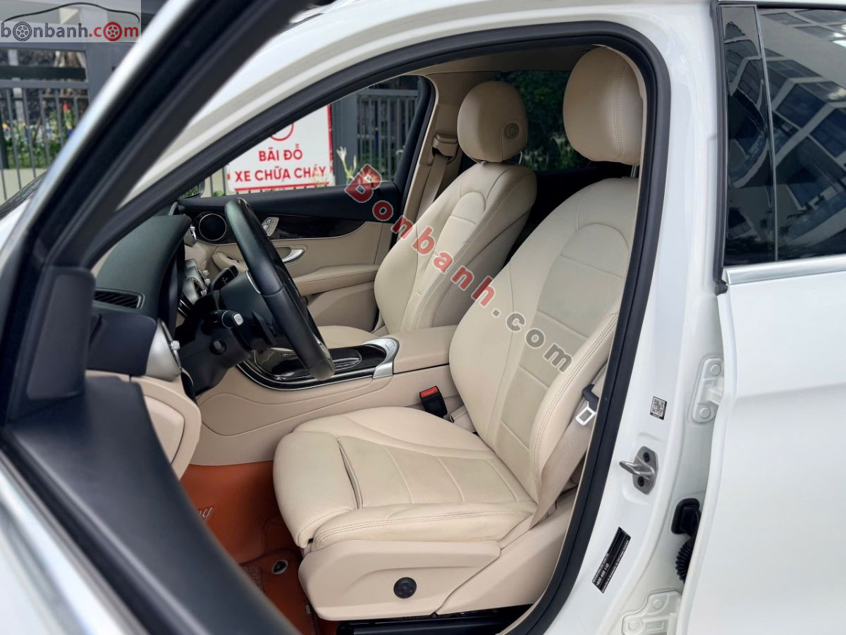 Bán ô tô Mercedes Benz GLC 200 - 2021 - xe cũ
