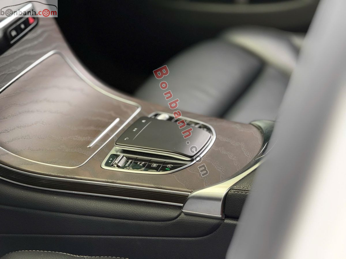 Bán ô tô Mercedes Benz GLC 200 4Matic - 2021 - xe cũ