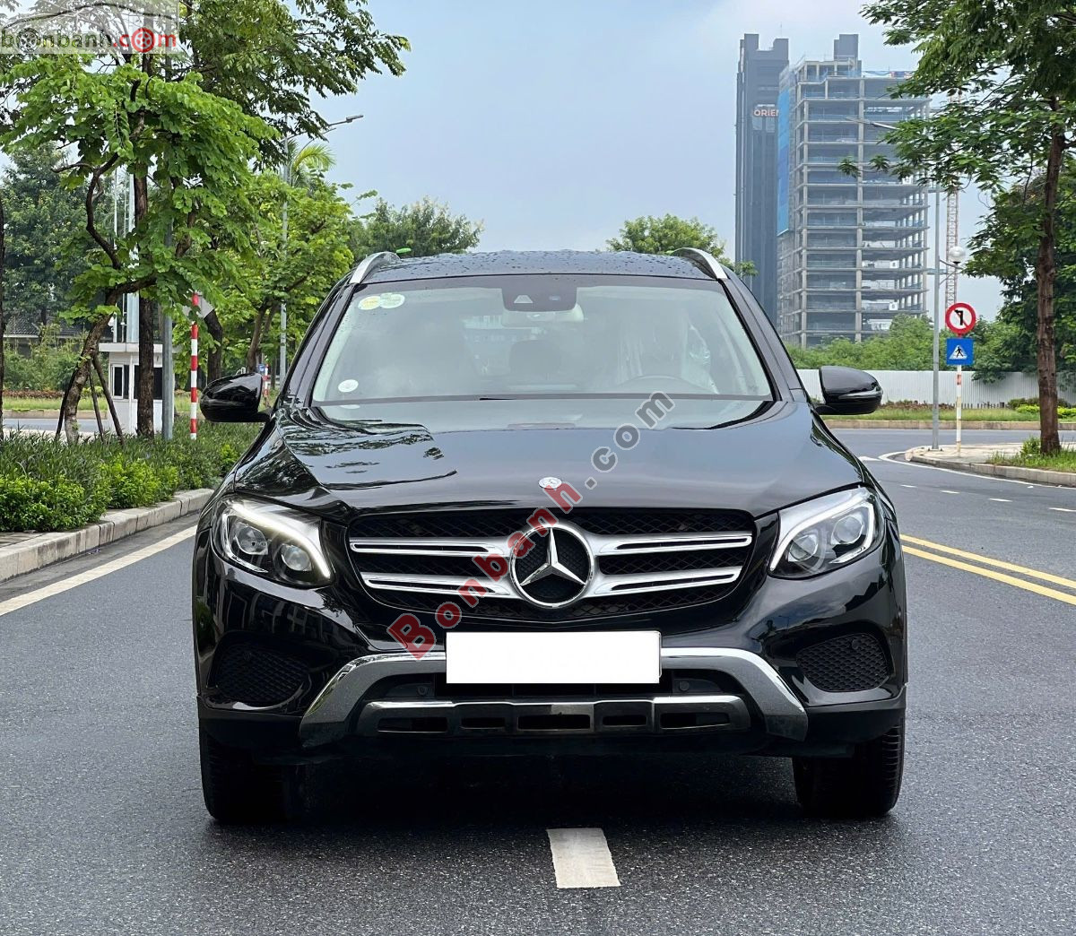 Bán ô tô Mercedes Benz GLC 250 4Matic - 2016 - xe cũ