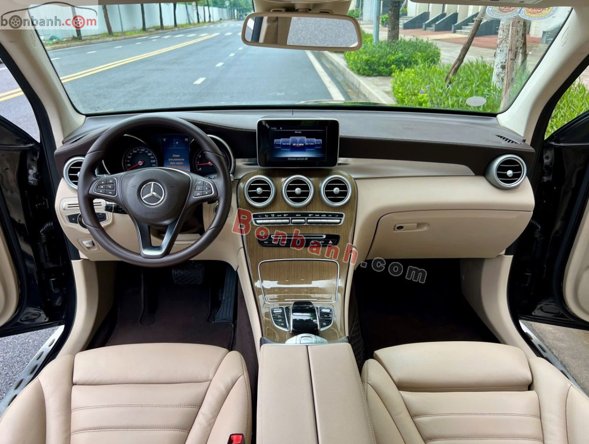 Bán ô tô Mercedes Benz GLC 250 4Matic - 2016 - xe cũ