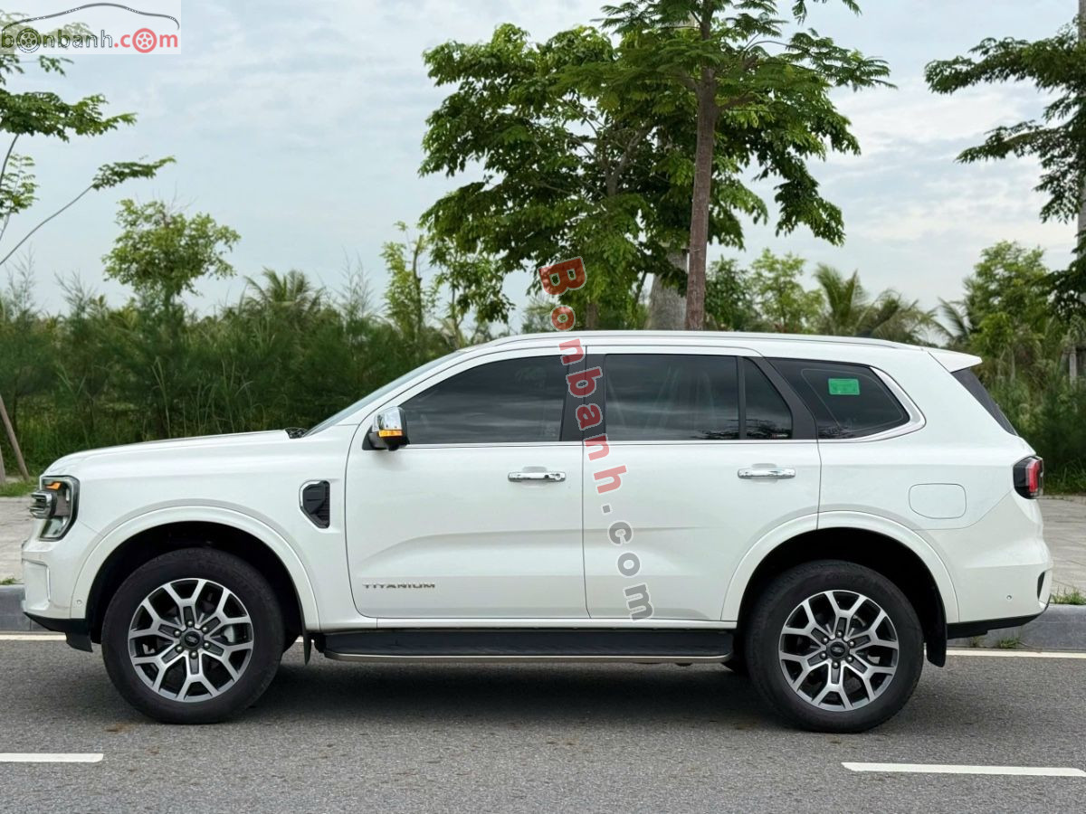 Bán ô tô Ford Everest Titanium Plus 2.0L 4x4 AT - 2024 - xe cũ