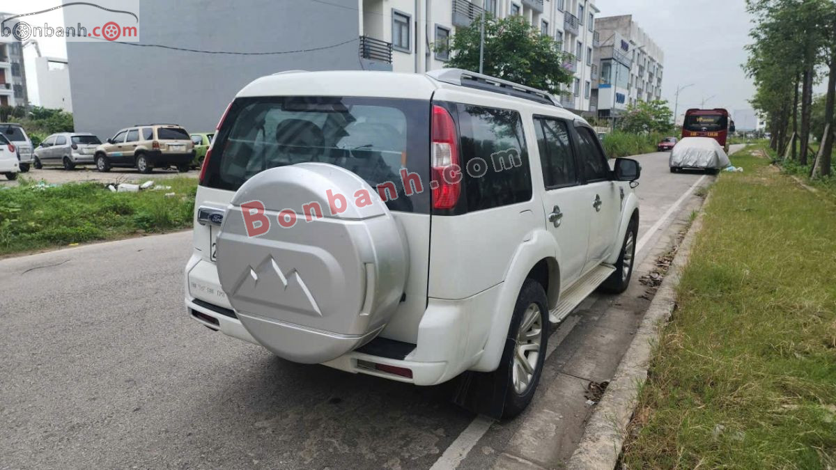 Bán ô tô Ford Everest Limited 2.5L 4x2 AT - 2013 - xe cũ