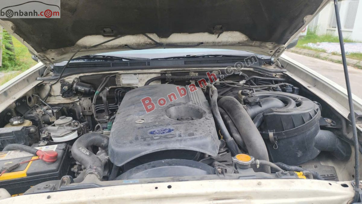 Bán ô tô Ford Everest Limited 2.5L 4x2 AT - 2013 - xe cũ