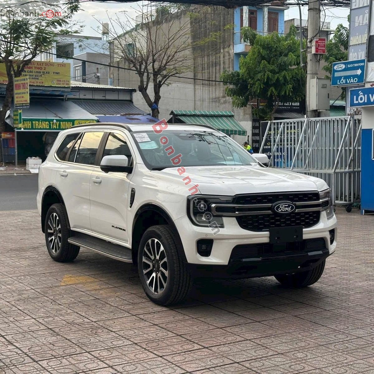 Bán ô tô Ford Everest Platinum 2.0L 4x2 AT - 2026 - xe mới