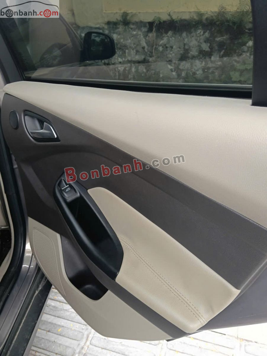 Bán ô tô Ford Focus Titanium 2.0 AT - 2014 - xe cũ