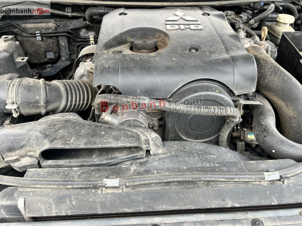 Bán ô tô Mitsubishi Triton GL 4x4 MT - 2015 - xe cũ