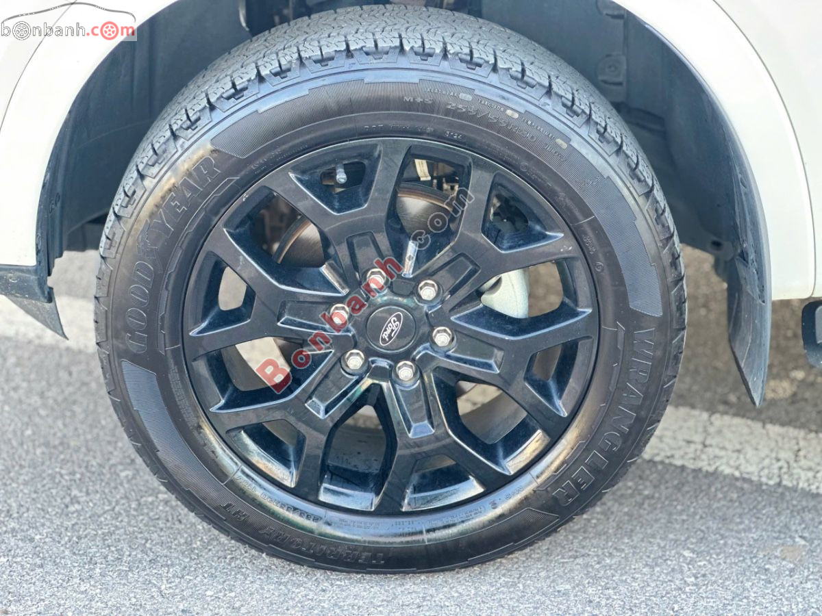 Bán ô tô Ford Everest Sport 2.0L 4x2 AT - 2024 - xe cũ