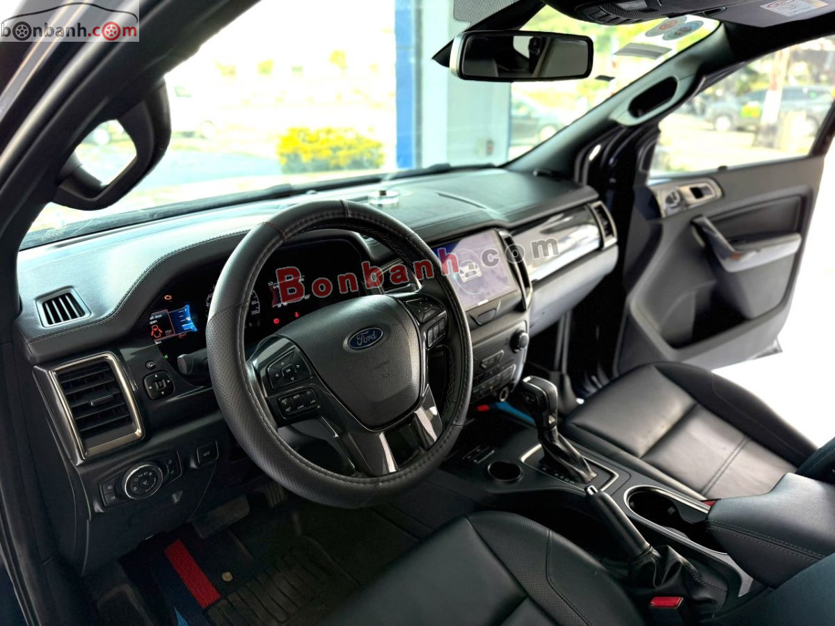 Bán ô tô Ford Everest Titanium 2.0L 4x2 AT - 2022 - xe cũ