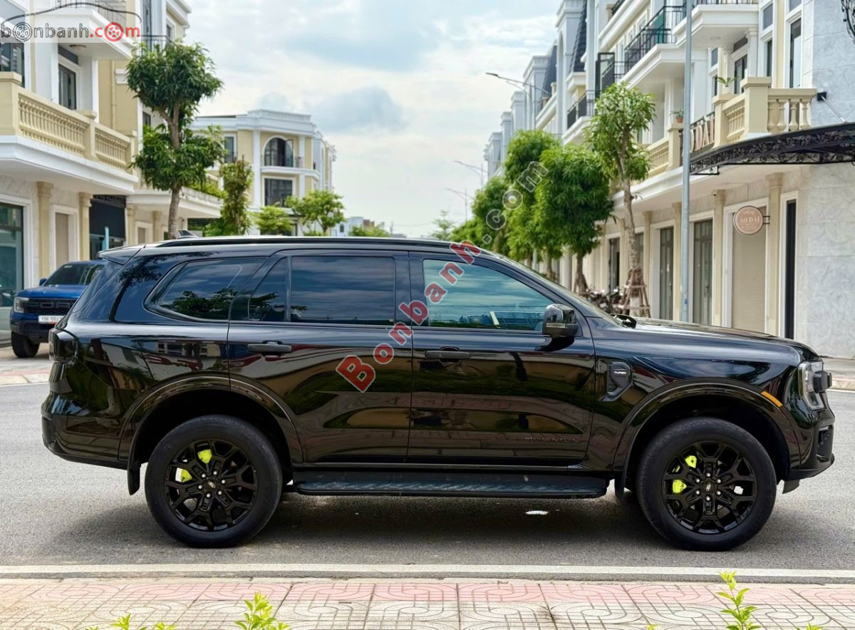 Bán ô tô Ford Everest Titanium 2.0L 4x2 AT - 2023 - xe cũ