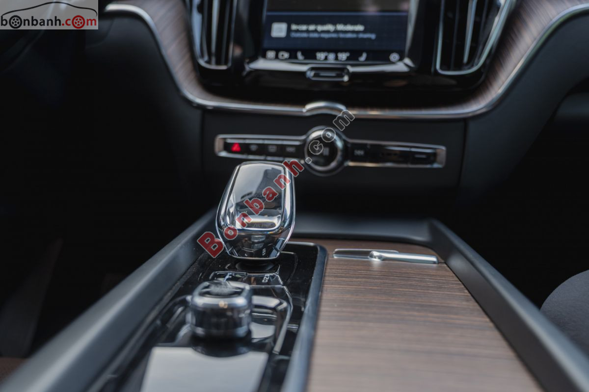 Bán ô tô Volvo XC60 Ultimate Bright B6 AWD - 2023 - xe cũ