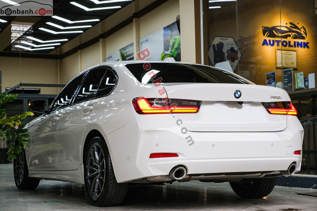 Bán ô tô BMW 3 Series 320i Sport Line - 2024 - xe cũ