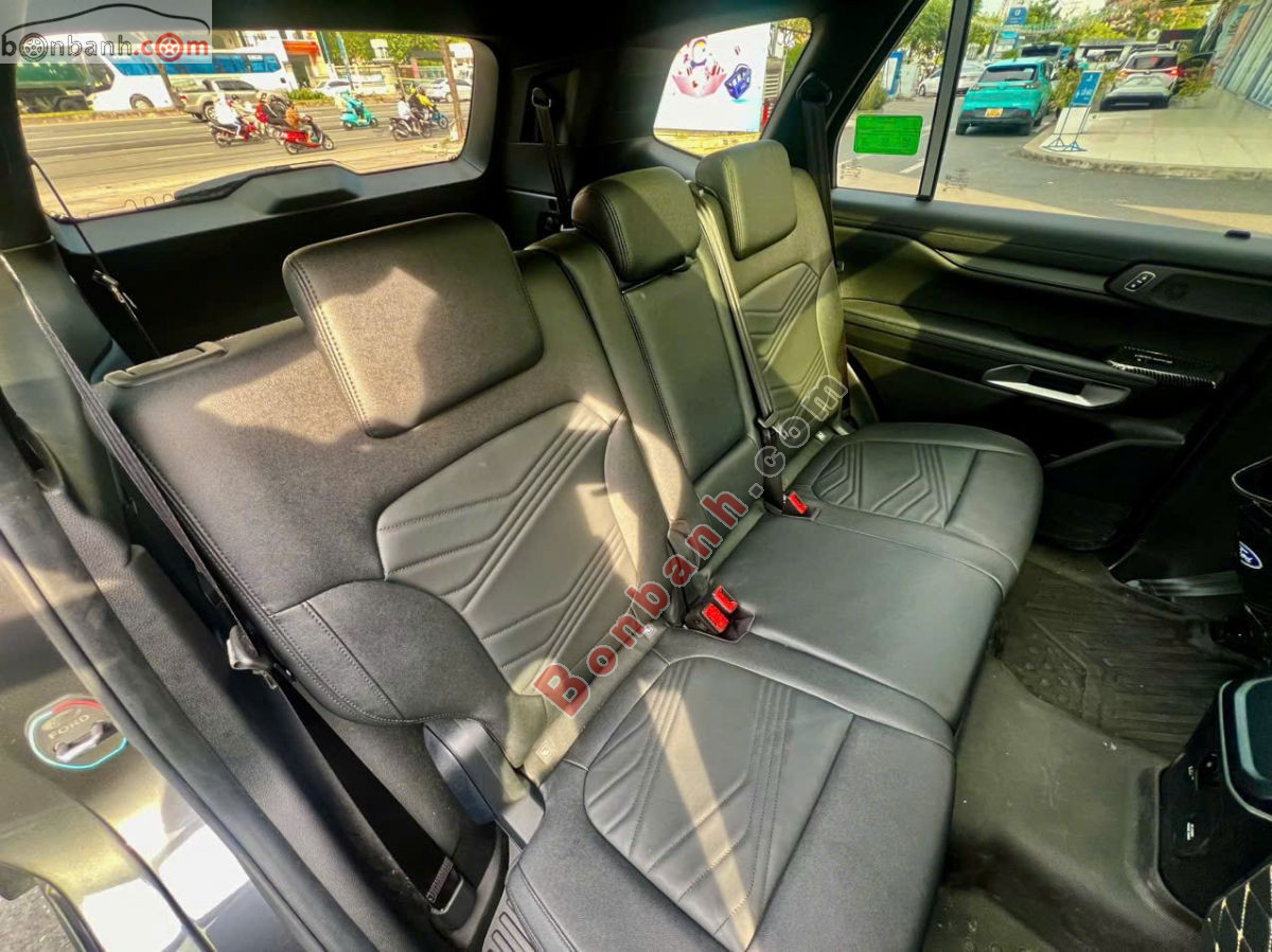 Bán ô tô Ford Everest Titanium Plus 2.0L 4x4 AT - 2025 - xe cũ