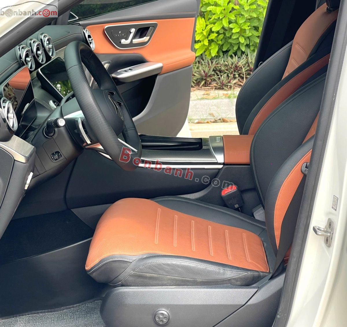 Bán ô tô Mercedes Benz GLC 300 4Matic - 2025 - xe cũ