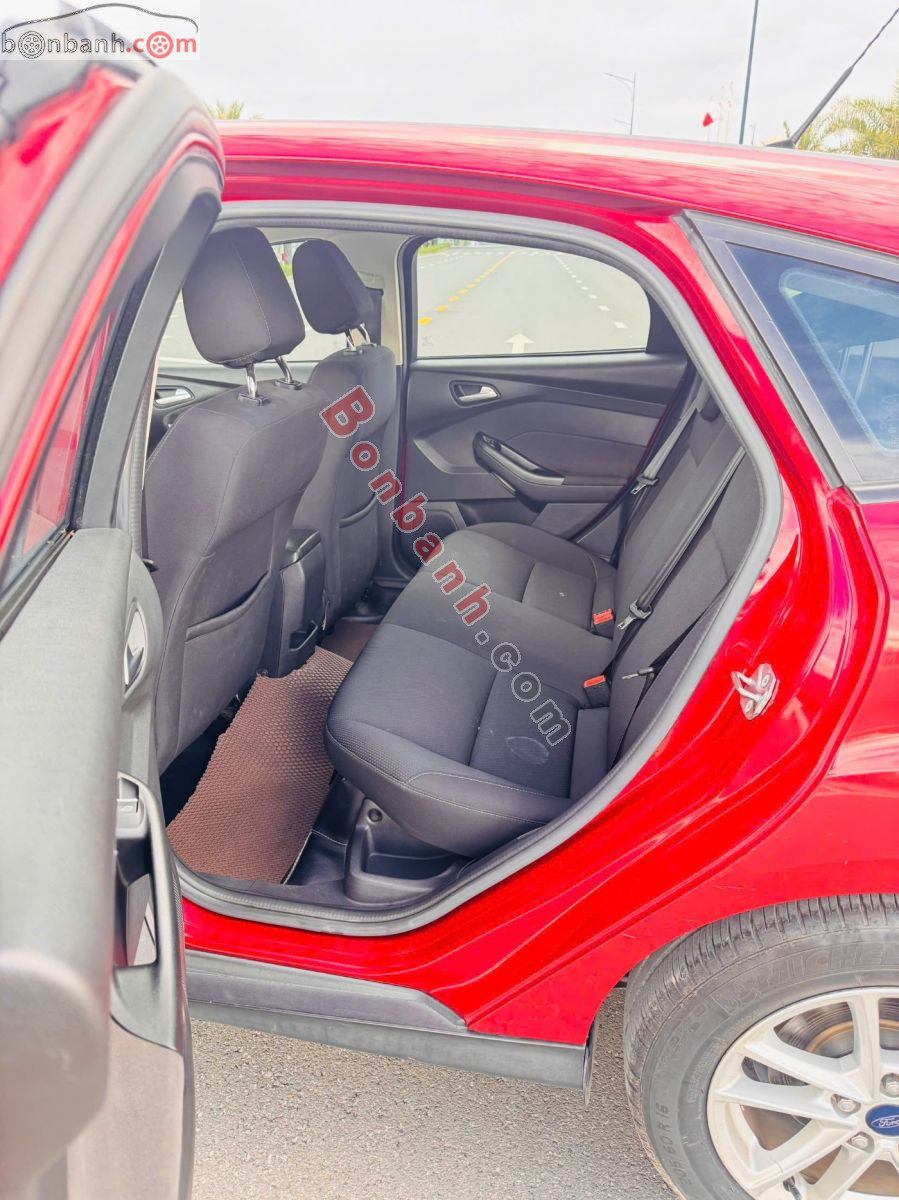 Bán ô tô Ford Focus Trend 1.6 AT - 2015 - xe cũ