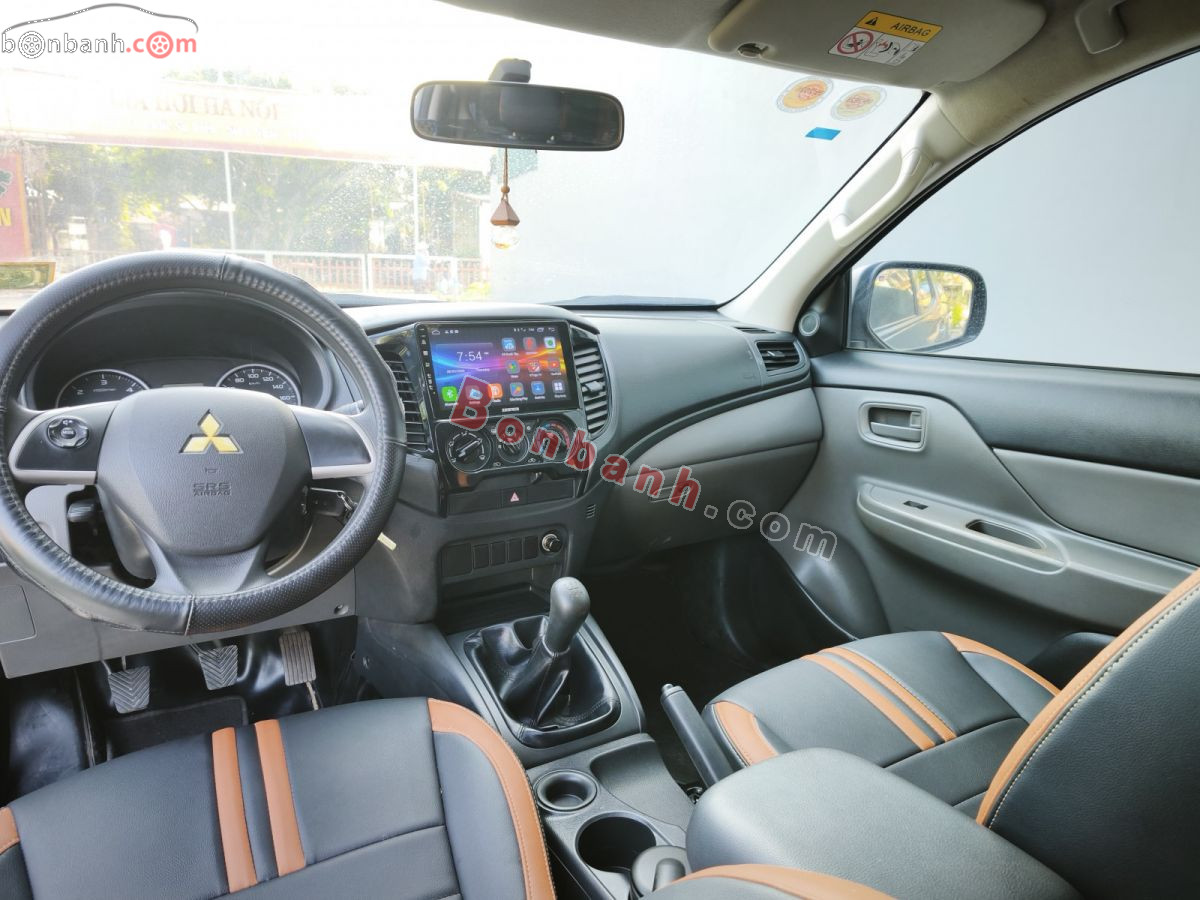 Bán ô tô Mitsubishi Triton 4x2 MT - 2018 - xe cũ