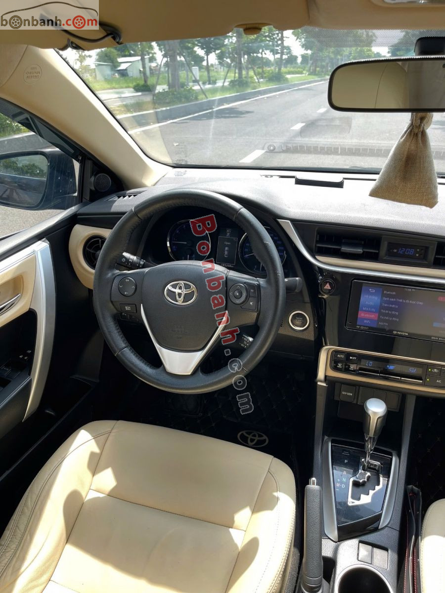 Bán ô tô Toyota Corolla altis 1.8G AT - 2018 - xe cũ