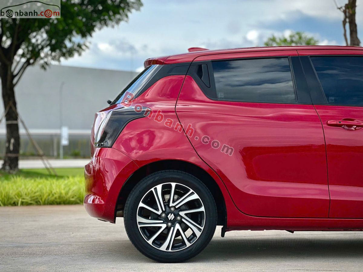 Bán ô tô Suzuki Swift GLX 1.2 AT - 2022 - xe cũ