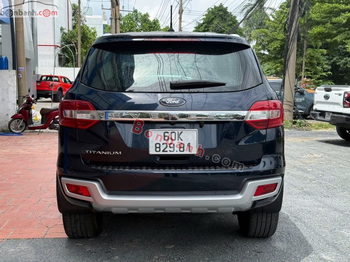 Bán ô tô Ford Everest Titanium 2.0L 4x2 AT - 2022 - xe cũ